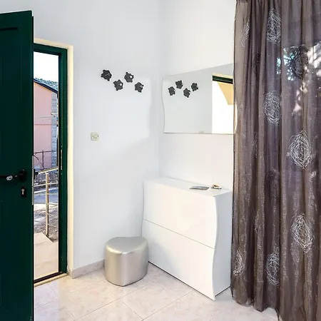 Apartamento Iris Marina (Bossoglina)